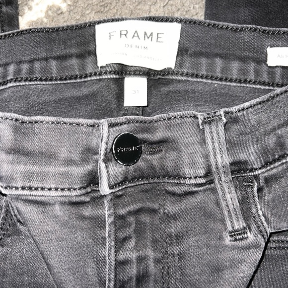 FRAME DENIM Ali High Rise Ankle Cigarette Raw Hem Black Jeans Size 31 - Picture 6 of 8